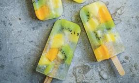 Tropical fruit & wine ice lollies
